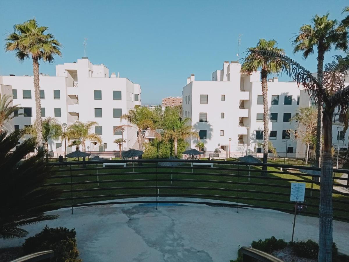 Residencial La Bahia Apartment Санта Пола Екстериор снимка
